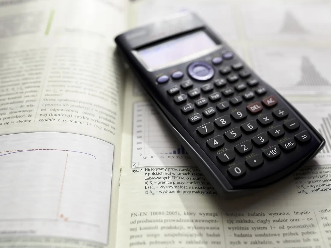 Des calculatrices pour les élèves de 6e