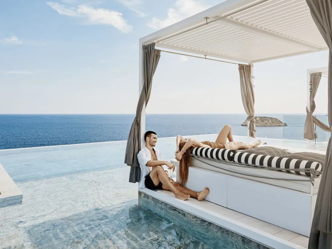FG CHIC IBIZA : L'Epic Infinity Lounge du Bless Hotel 
