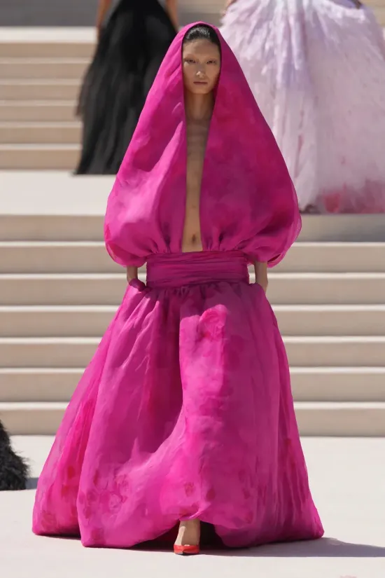 Balenciaga Haute Couture: Pierpaolo Piccioli eröffnet ein neues...