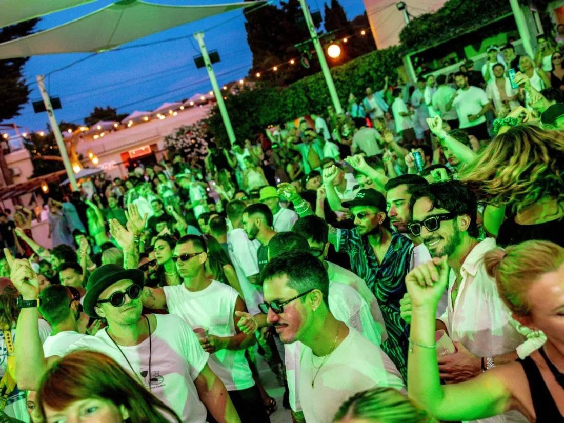 IBIZA: MANUMISSION RESUCITA EL ESPÍRITU LIBRE DE LA ISLA