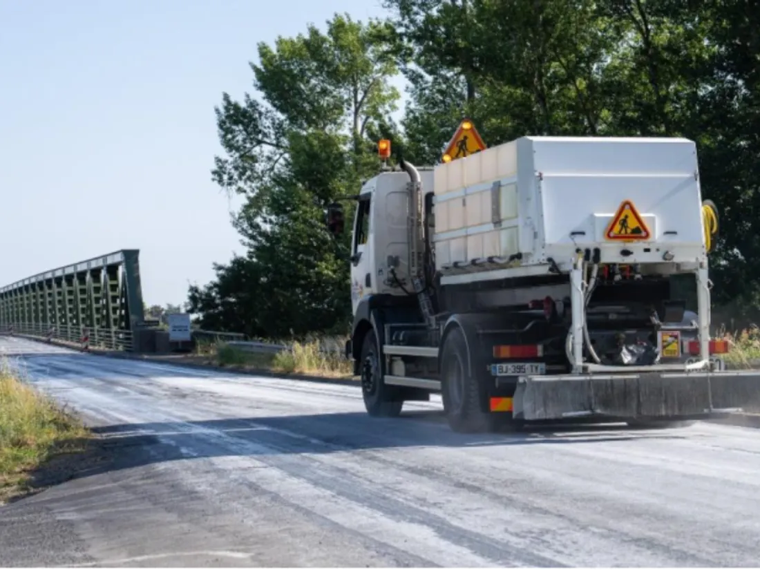 Maine-et-Loire. Vitesse abaissée, lait de chaux sur les routes......