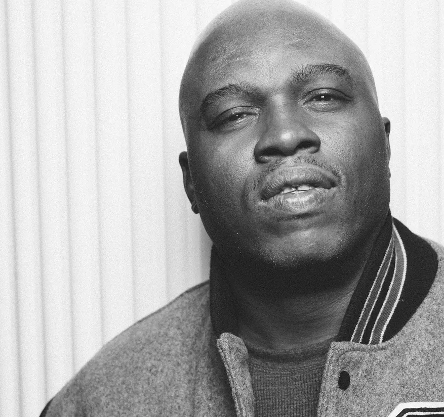 Mike Dunn est de retour avec "Strut Cho Phunky Stuff" 