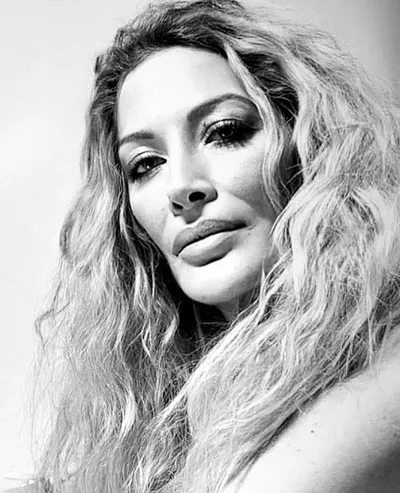 Obsèques de Loana : un dernier hommage public à Nice le 10 avril