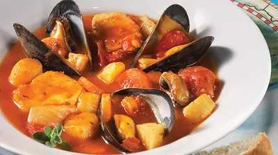 Bouillabaisse aux moules et poisson