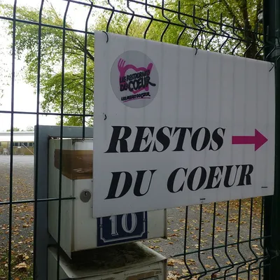 Panneau restos du coeur