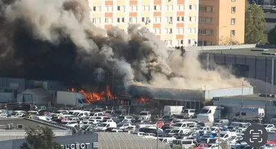 27/10/23 : Incendie dans un entrepôt proche du Min à Nice Ouest