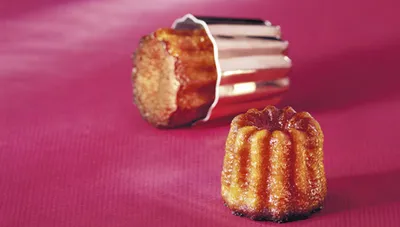 Cannelé bordelais