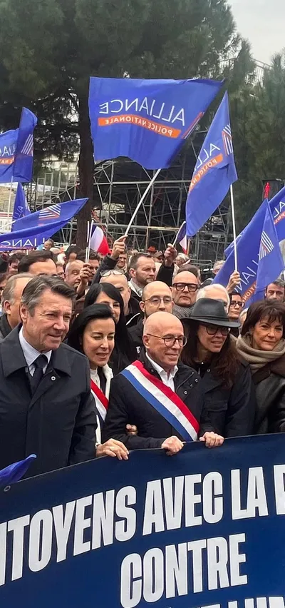 Mobilisation à Nice : plus de 2 000 personnes en soutien à la Police nationale