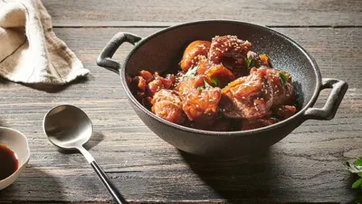 Porc caramel et sésame