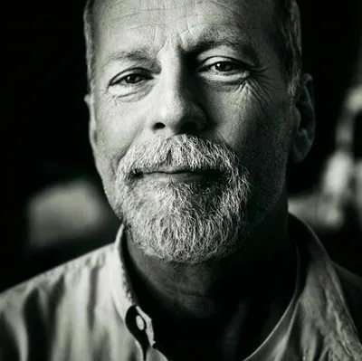 17/02/23 : Bruce Willis  souffre de démence fronto-temporale