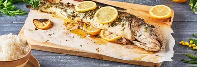 Bar entier rôti au four