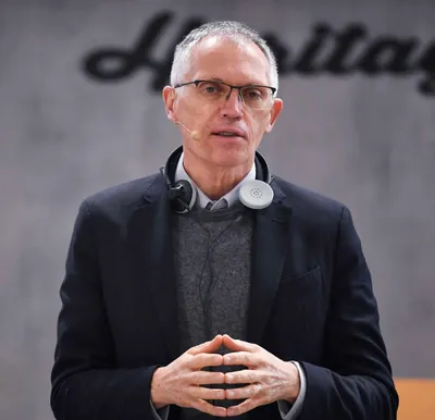 Stellantis : salaire Carlos Tavares