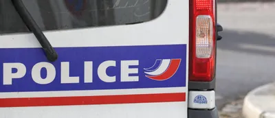 Interpellation d'une Adolescente à Saint-Louis pour Vol à l'Étalage