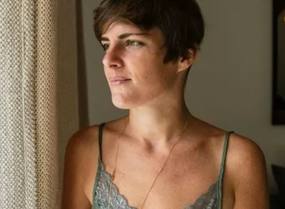 Diane, âgée de 33 ans, lève le voile sur le sujet tabou de l'addiction au Tramadol