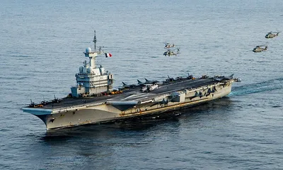 Le porte-avions Charles-de-Gaulle déployé en mer d’Arabie pour sécuriser le détroit d’Ormuz