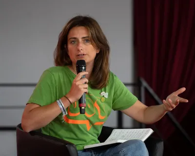 L’écologiste Marine Tondelier se lance dans la course à l’Élysée