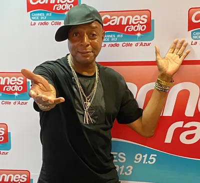 INVITE DU WEEK-END : LEEE JOHN DU GROUPE IMAGINATION