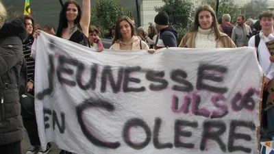 23/03/23 : Réforme des retraites  : Emmanuel Macron est sans regrets