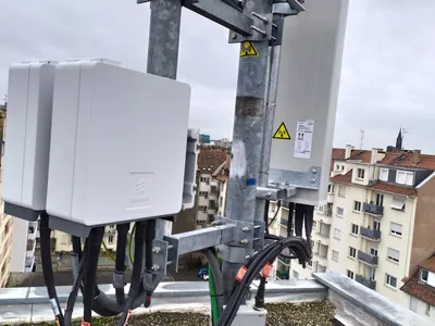 Antenne 5G toit Strasbourg 2020