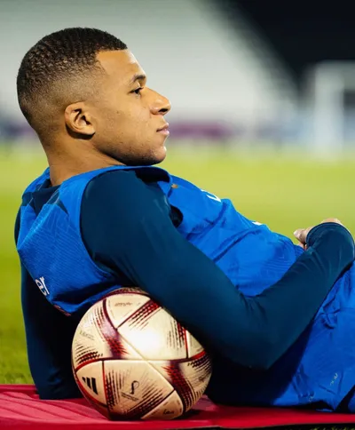 21/03/23 : Kilian Mbappé est le nouveau capitaine de l’équipe de France