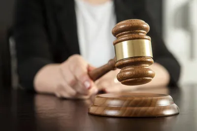 Un homme condamné à 8 mois de prison avec sursis pour voyeurisme