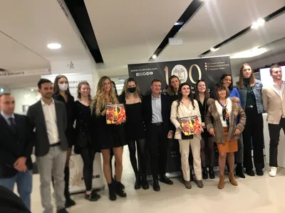 LE CALENDRIER 2022 DU RC CANNES balade en ville en vente à l'Office de tourisme de Cannes