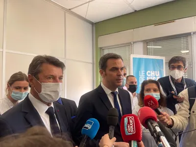Retour sur la visite d’Olivier Véran hier à l’hôpital L'Archet à Nice
