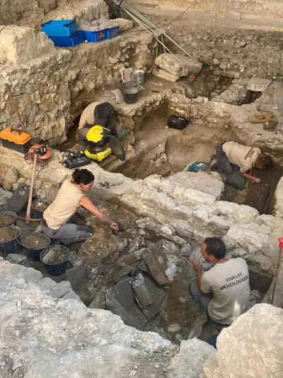 Vence : des fouilles archéologiquesont mis à jour un baptistère paléochrétien du 5 ème siècle
