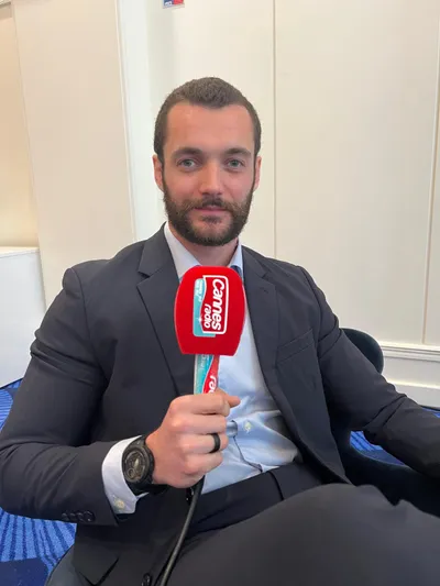 Louis Sarkozy officialise sa candidature aux élections municipales à Menton