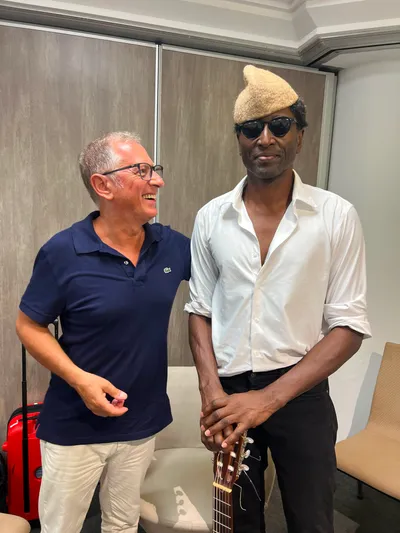 L'INVITE DE CANNES RADIO : KEZIAH JONES
