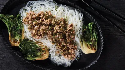 Porc haché en sauce du Vietnam 