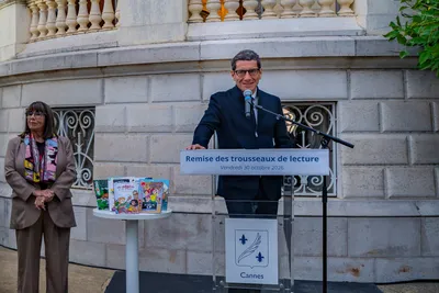 Cannes : 67 enfants reçoivent un trousseau pour découvrir le plaisir de lire