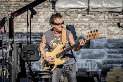 Le concert d’Eric Serra aux Nuits de Robinson à Mandelieu la Napoule