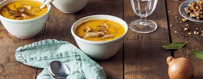 Soupe de potiron, pommes de terre et curry