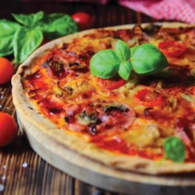 Tarte à la moutarde, jambon cru et tomates
