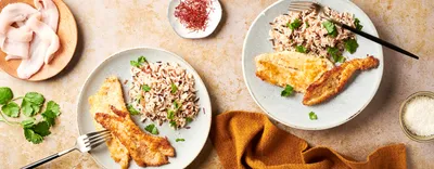 Filet de plie pané à la noix de coco et riz au safran