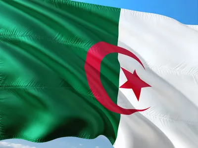 Toujours des tensions entre Paris et Alger