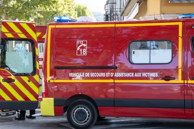 Cagnes-sur-Mer : important incendie dans un entrepôt
