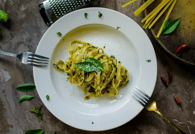 Tagliatelles au pesto maison