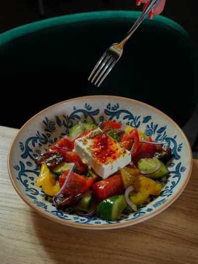 Salade de tomate, concombre, poivrons et féta