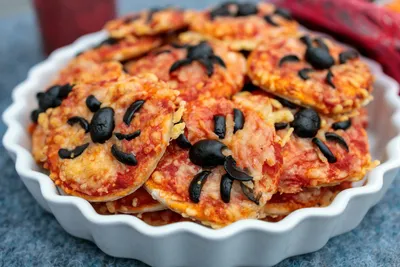 Mini pizzas d'halloween : spider pizza