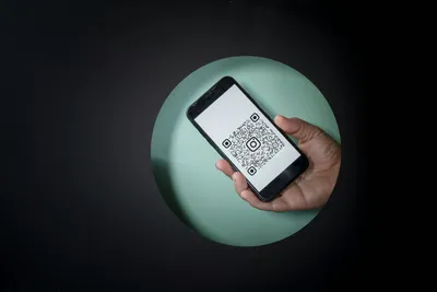 Cybersécurité : le « quishing », l’arnaque aux faux QR codes qui se multiplie