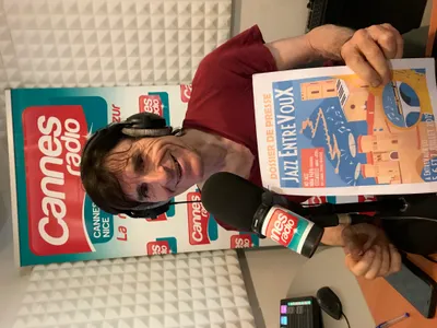 CANNES RADIO