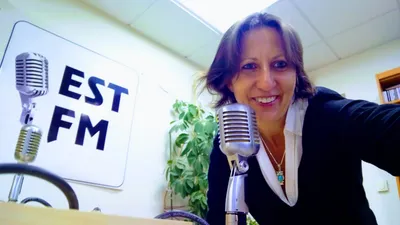 EST FM