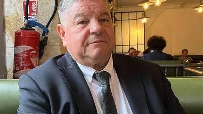 Entretien avec Akli Mellouli, sénateur du Val-de-Marne : l'écologie...