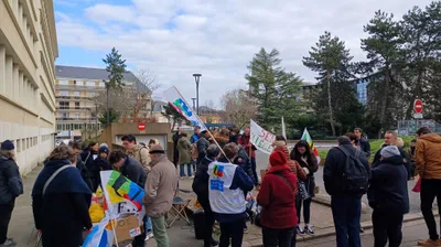 Une mobilisation pour demander plus de moyens pour l'éducation