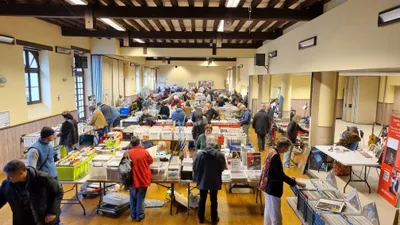 🔊Une vingtaine d'exposants pour le salon du disque et de la BD