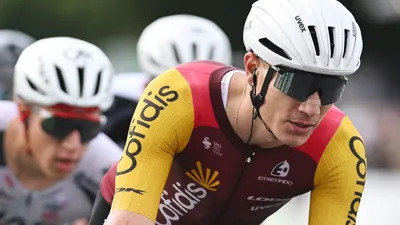Cyclisme, fin de saison après une chute pour Hugo Page