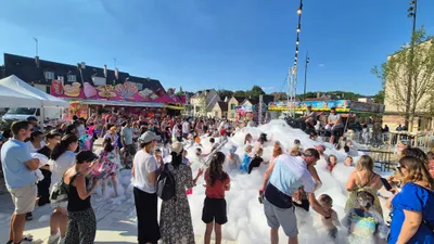 Soirée mousse et manèges, mais pas de feu d'artifices !