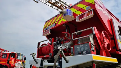Un pavillon embrasé à Neuville-Saint-Denis avec « risque de...